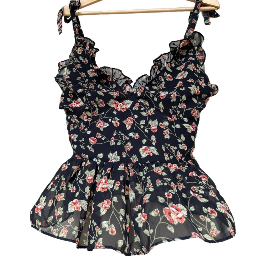 Boohoo Black Floral Crop Tie Strap Camisole Size 6